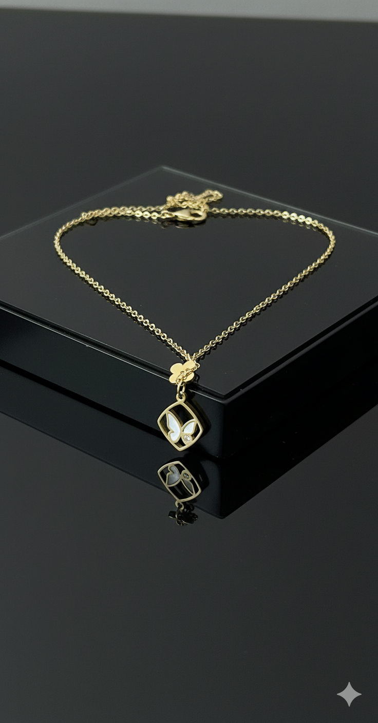 Butterfly pendant necklace 3